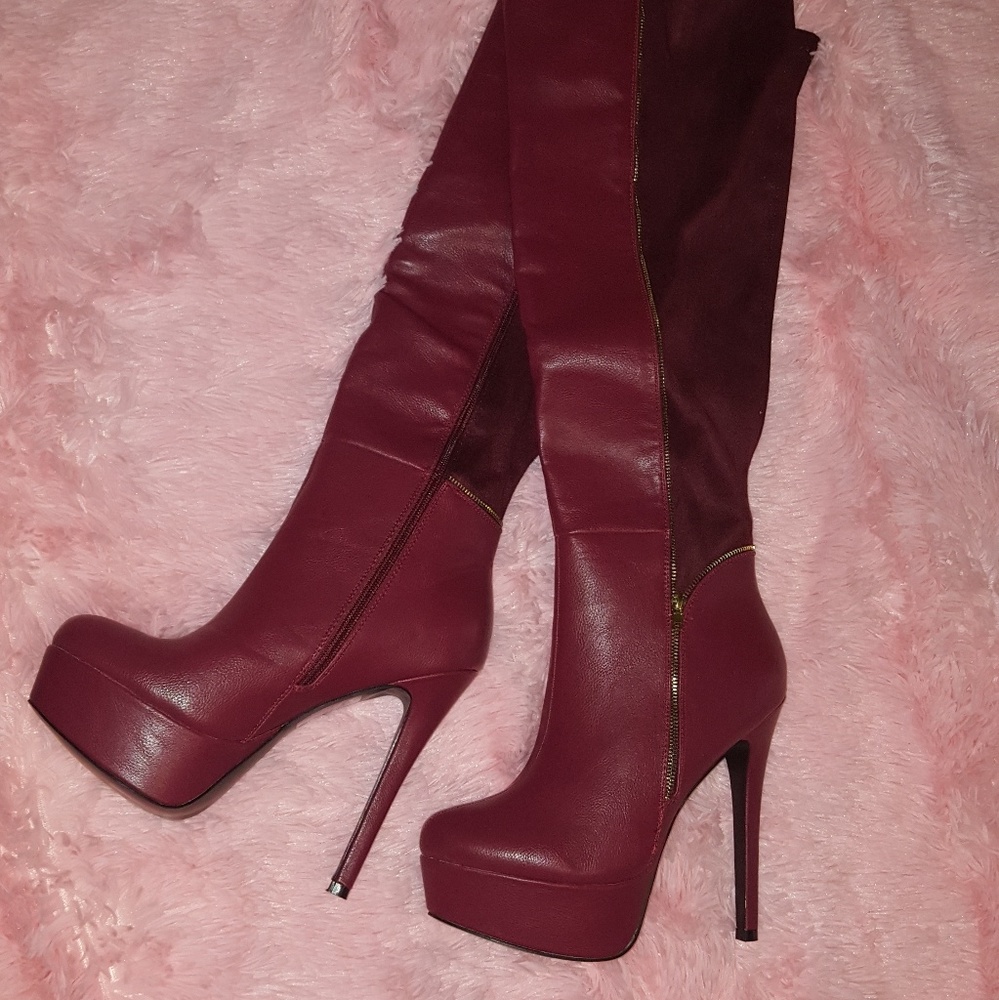 Knee-length boots